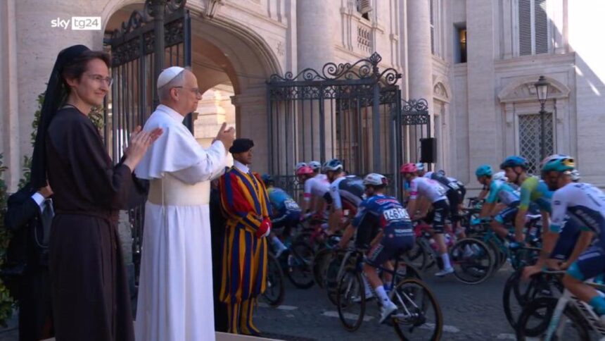 Sinner, il Napoli, i ciclisti del Giro: Papa Leone XIV e il valore sociale dello sport