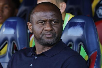 Vieira allunga il contratto con il Genoa