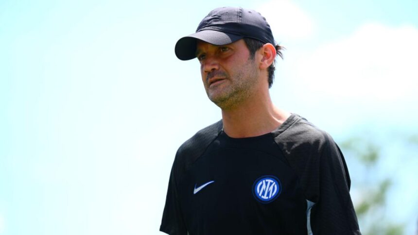 Inter, Christian Chivu nuovo allenatore: domani la firma, pronto biennale