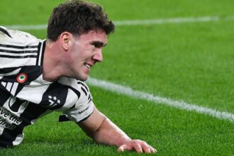 Juve-Vlahovic blocca il mercato: senza cessione niente assalto al bomber