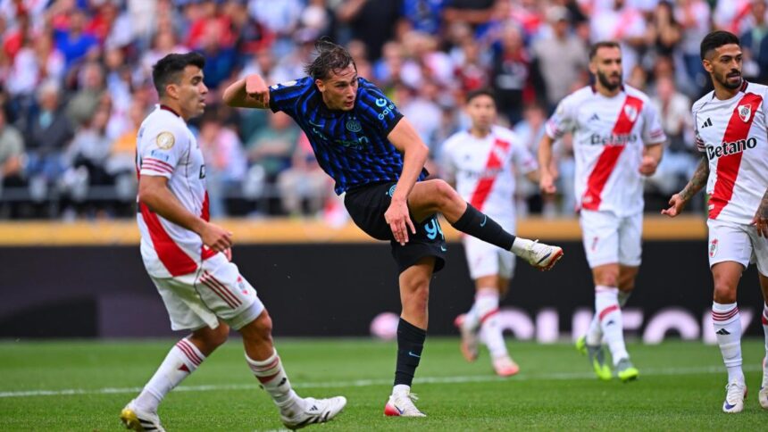 Inter-River Plate 2-0 gol di Pio Esposito e Bastoni