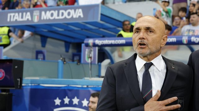 non deve giocare più in azzurro