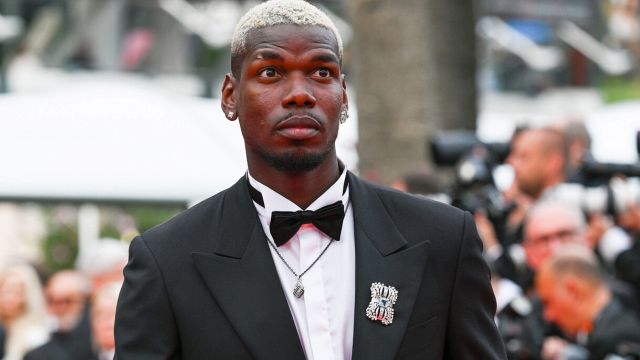 Pogba scoppia a piangere alla firma, cosa gli hanno scritto gli ex compagni della Juve