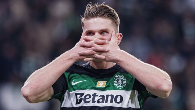 la minaccia del bomber allo Sporting un favore a Comolli