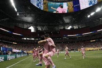 Messi più forte del Var, paura per Suarez