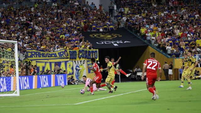 i tedeschi battono anche il Var, due gol buoni e due annullati, vanificata prodezza su corner