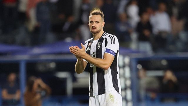 la mossa della Juventus per tenersi stretto il difensore