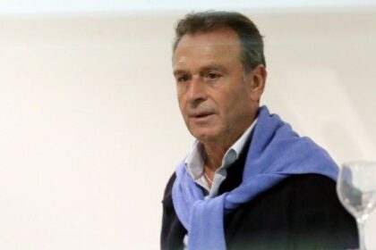 Cellino verso l’addio. Salernitana e Sampdoria, i tifosi scendono in piazza