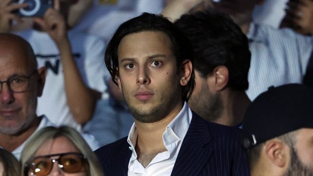 pioggia di critiche e insulti sui social