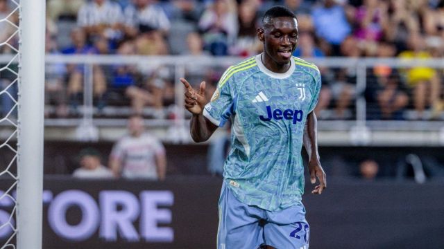 la strategia del club mentre impazzano le voci su Dybala
