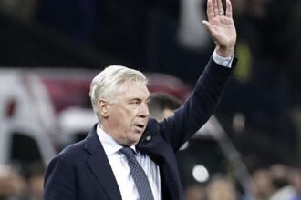 Ancelotti porta il Brasile ai Mondiali grazie a Vinicius, pari dell'Argentina, flop Cile