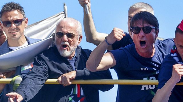 Napoli, Conte rompe il silenzio su liti con De Laurentiis e la squadra e rivela perché è rimasto