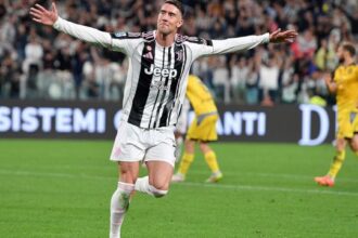 La Juventus resta ostaggio di Vlahovic e scoppia il caso Douglas Luiz