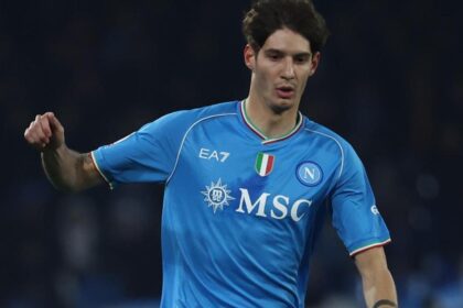 Bologna su Zanoli, ma il Napoli si impunta. Il nodo è l'obbligo di riscatto