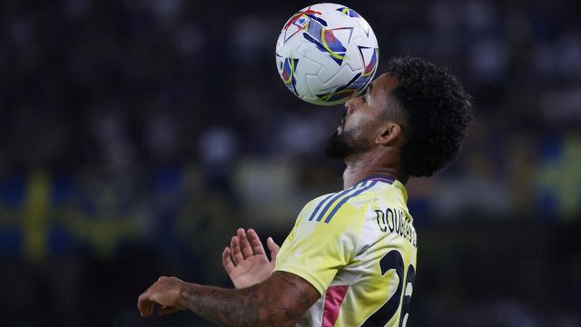 Douglas Luiz la pagherà cara, la decisione del club e l'ultima voce di mercato