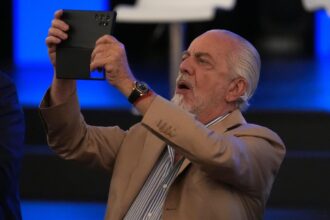Napoli, De Laurentiis: "Lega, Figc, Conte, De Bruyne e..."
