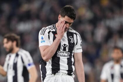 Juve-Vlahovic, spunta la pista italiana? Quanto pesa a bilancio e dove può andare davvero