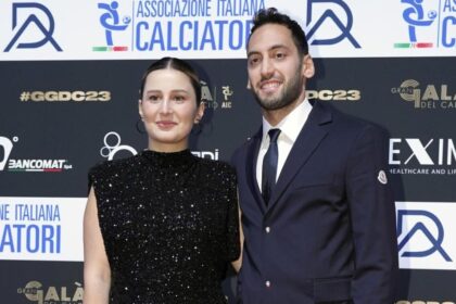 Lautaro contro Calhanoglu, la moglie di Hakan sui social