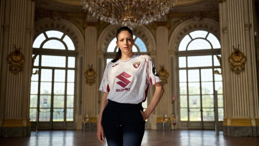 Torino, la nuova maglia Away: rinnovata la partnership con Suzuki, Acrobatica e JD Sports