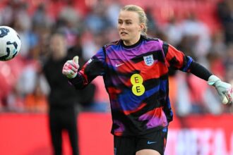 Europei femminili, Hannah Hampton, il portiere che sfida lo strabismo alla conquista dell'
