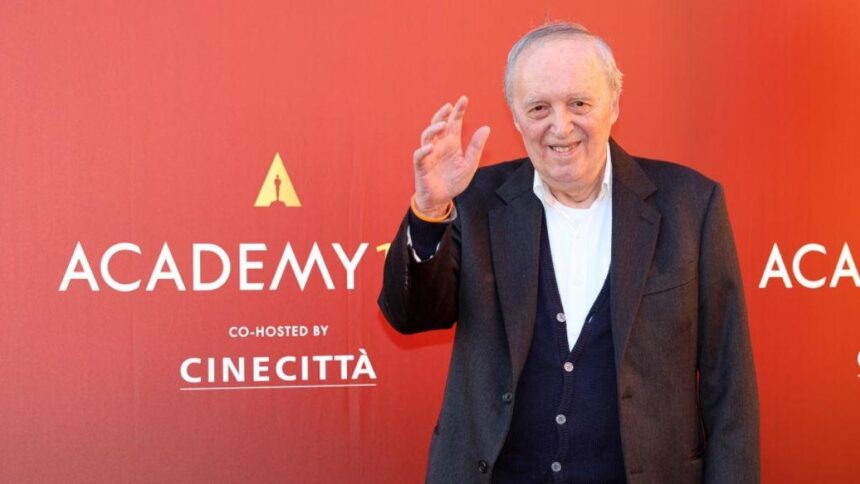 Dario Argento: "Scelsi la Lazio e mio padre romanista s'infuriò. Ho conosciuto Chinaglia"
