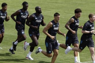 Il nuovo Napoli prende forma, Conte ridisegna l'attacco: più qualità e più gol