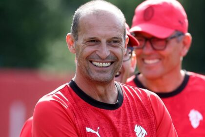 Allegri, prove generali anti Arsenal: difesa a tre e Leao centravanti