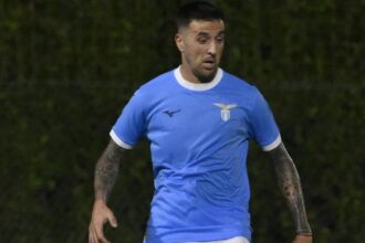 Lazio, brutta sorpresa per Vecino: casa svaligiata mentre era in ritiro