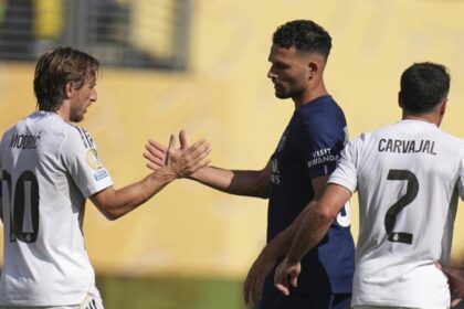 Milan su Gonçalo Ramos e Vlahovic, le trattative con Psg e Juve