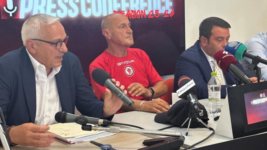 Foggia, la presentazione di Delio Rossi: "Dobbiamo ricostruire tutto"