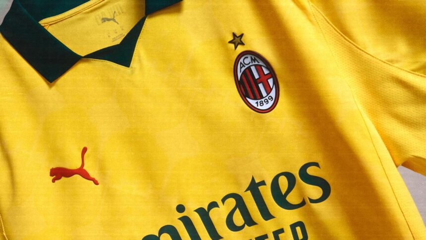 Milan col Liverpool con la terza maglia gialla, come nel 1995