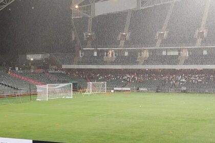 Milan, allenamento sospeso: pioggia e fulmini all'Hong Kong Stadium
