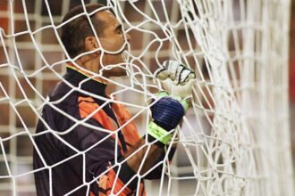 Chilavert fa 60 anni: i portieri che fanno gol. Lui, Ceni, Rigamonti...