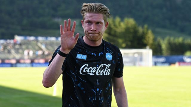 Noa Lang sbaglia, tifosi all'attacco e primo rimprovero a De Bruyne