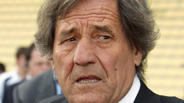non sa stoppare una palla e prende 1 milione al mese