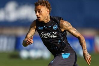 Napoli, Noa Lang spiega chi è: "Non sono Kvara ma uno per cui la gente viene allo stadio". E regala un titolo: qui per vincere
