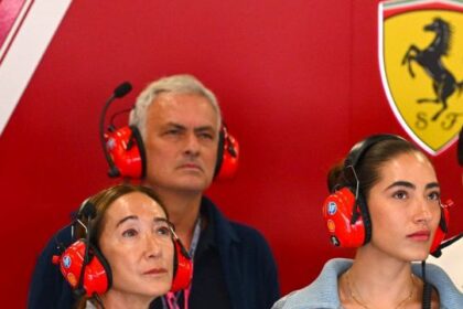 Mourinho scatenato a Silverstone: "Ferrari come il Real. Inter, Chivu mio bambino". Parole da brividi su Diogo Jota
