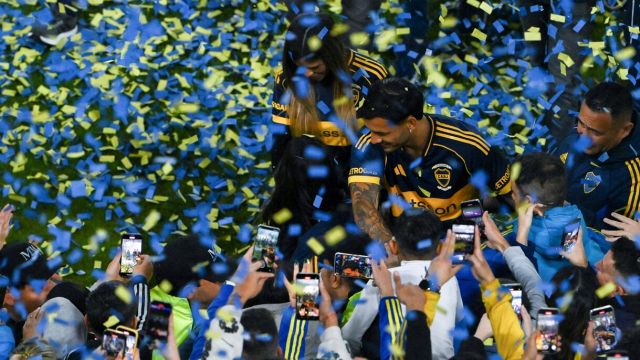 Paredes, per il ritorno al Boca in 50mila alla Bombonera. Lacrime, emozione e il retroscena su Dybala