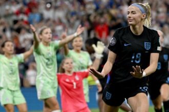azzurre beffate, non basta Bonansea, inglesi in finale grazie a Kelly e Agyemang