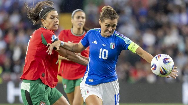 Girelli trascina le Azzurre ma non basta. Male Giugliano