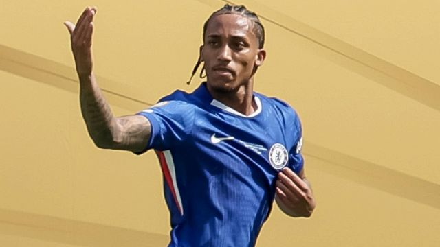 Joao Pedro accusa e poi scoppia a piangere, Luis Enrique si giustifica