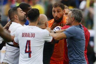 Luis Enrique condannato dai media francesi, la sua risposta in conferenza stampa solleva più dubbi