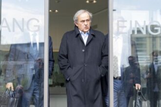 Platini dopo Baggio, un altro 10 ex Juve vittima dei banditi. Rubati i trofei mentre era in casa: come sta