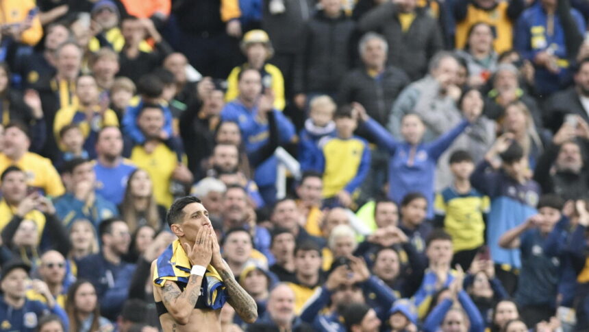 Magia di Di Maria, gran gol al derby di Rosario - Calcio