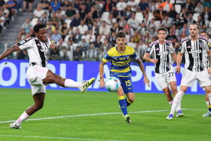 Serie A: David più Vlahovic, la Juve batte il Parma 2-0 - Calcio