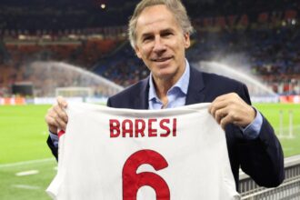 Tutti in linea con Kaiser Franz Baresi, il prolungamento di Beckenbauer