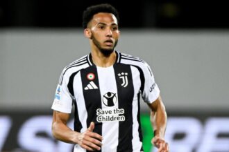 Juve, Sunderland su Kelly: è la cessione che può sbloccare Kolo