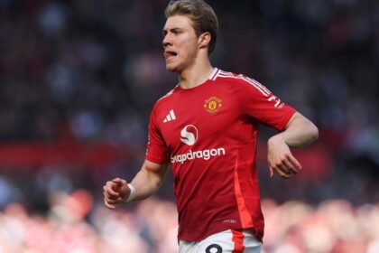 Hojlund: il Milan tratta con il Manchester United per il prestito oneroso