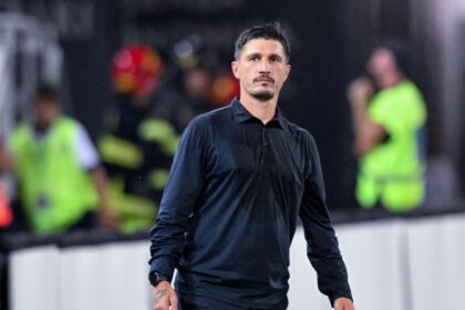 Cagliari-Fiorentina: gli ultimi dubbi di Pisacane e Pioli in vista della sfida di stasera