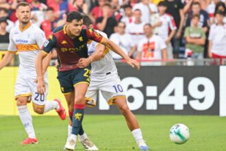 Genoa-Lecce 0-0, Falcone decisivo: niente gol